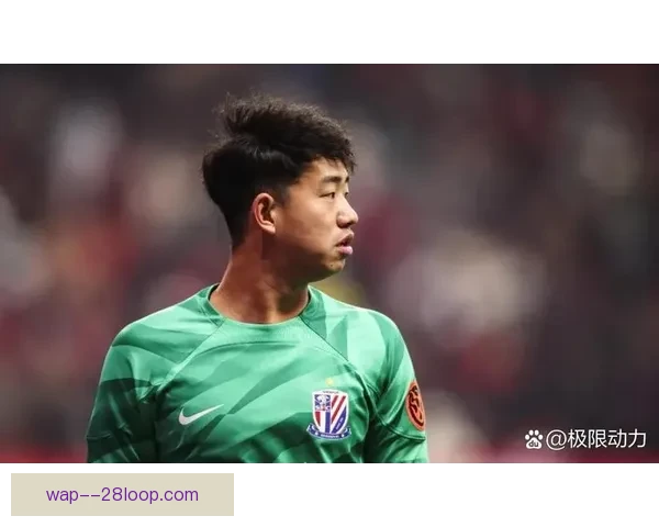 鲍亚雄稳坐上海申花主力门将屡次精彩扑救获赞